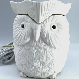 Scentsy Owl Warmer NWT